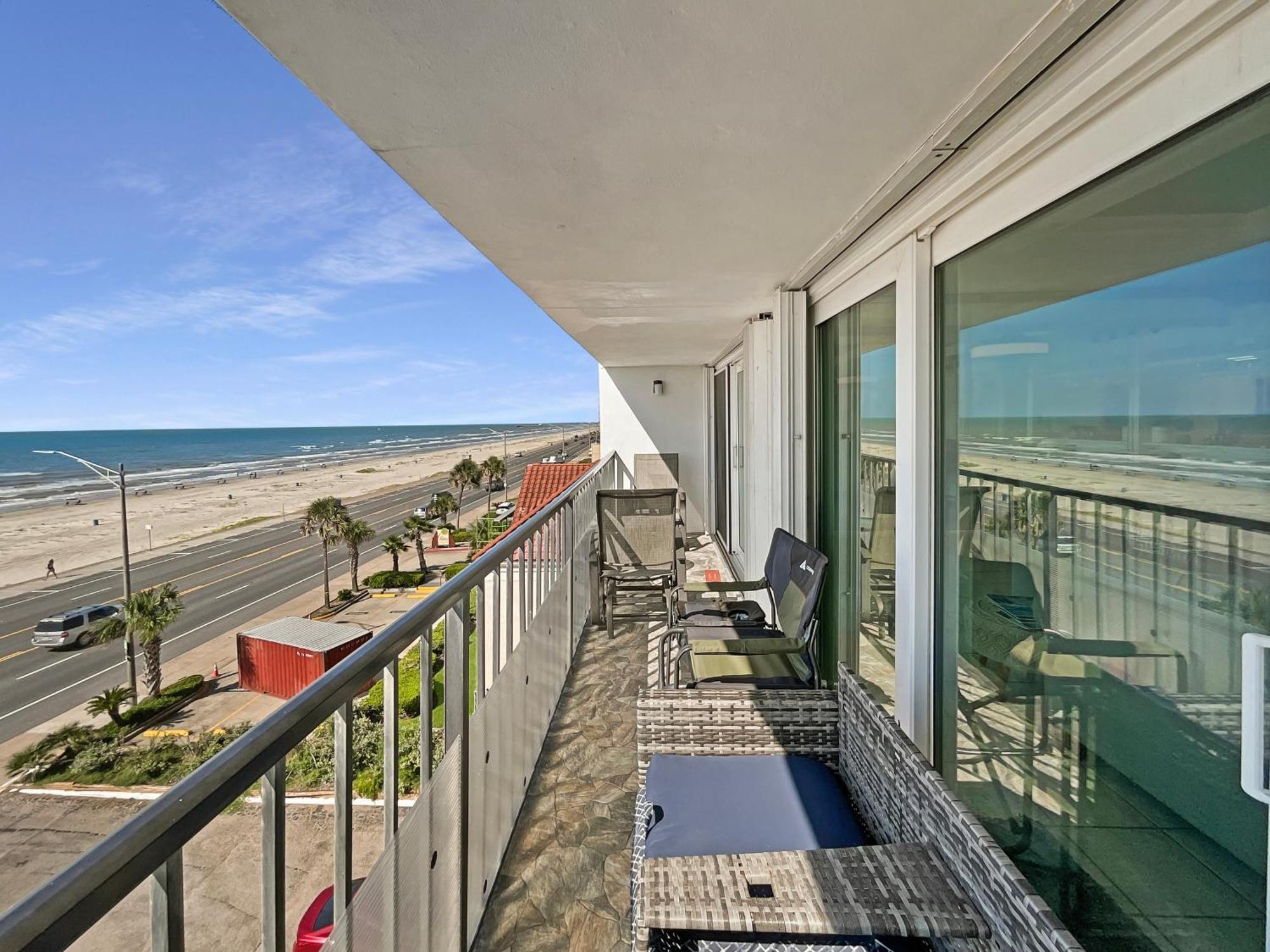 Amazing And Spectacular Ocean And Beach Views In Galveston Kültér fotó