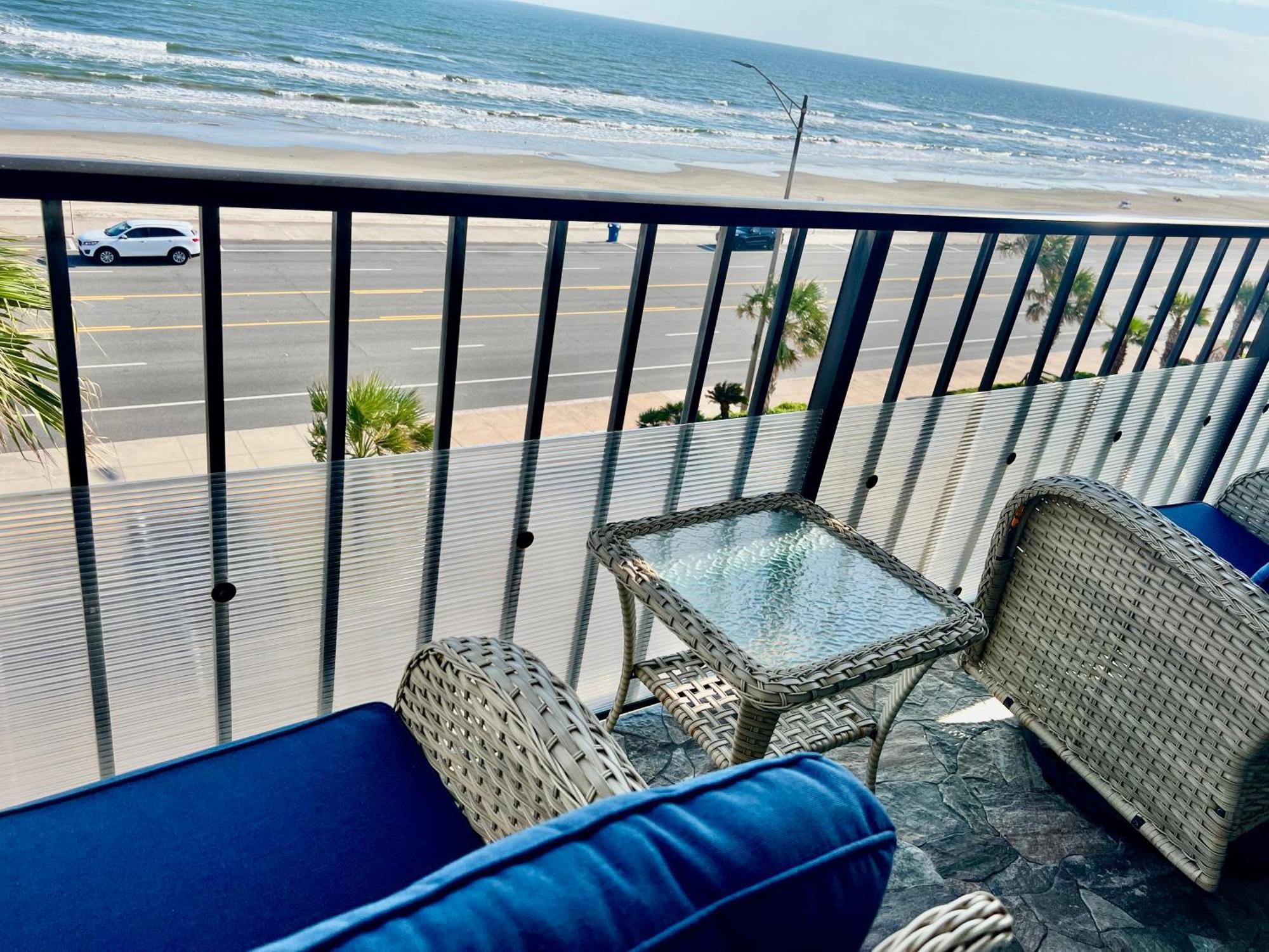 Amazing And Spectacular Ocean And Beach Views In Galveston Kültér fotó